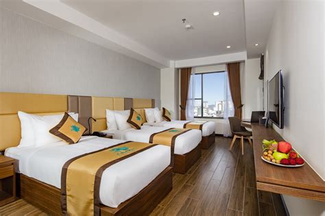 deluxe triple room meaning|What is the difference between standard room and .